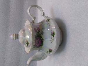 Чайник ,фарфор ,деколь , Коростень цена 400 руб