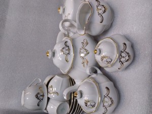 Сервиз чайный Чехословакия , 17 предметов цена 5500 руб